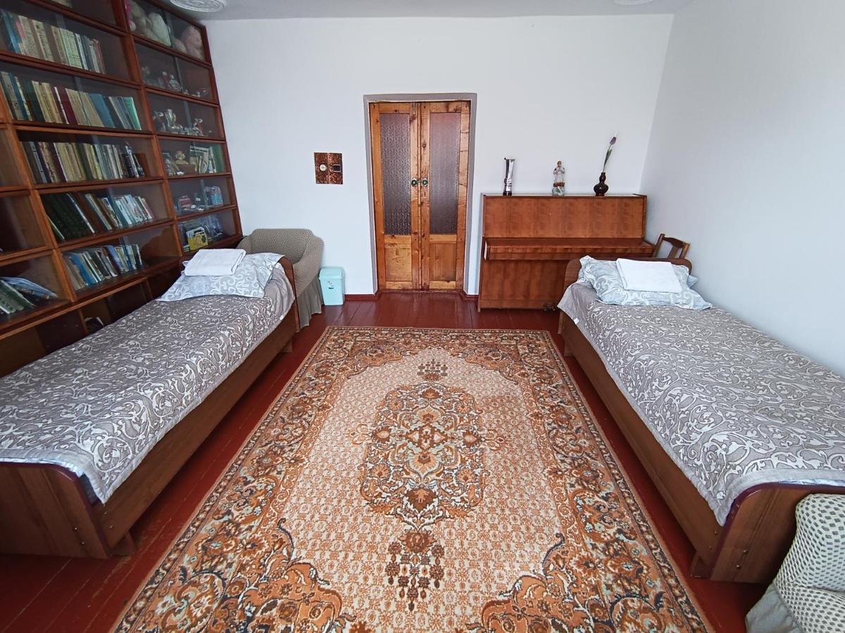 Meerim Guest House Bokonbayevo Esterno foto